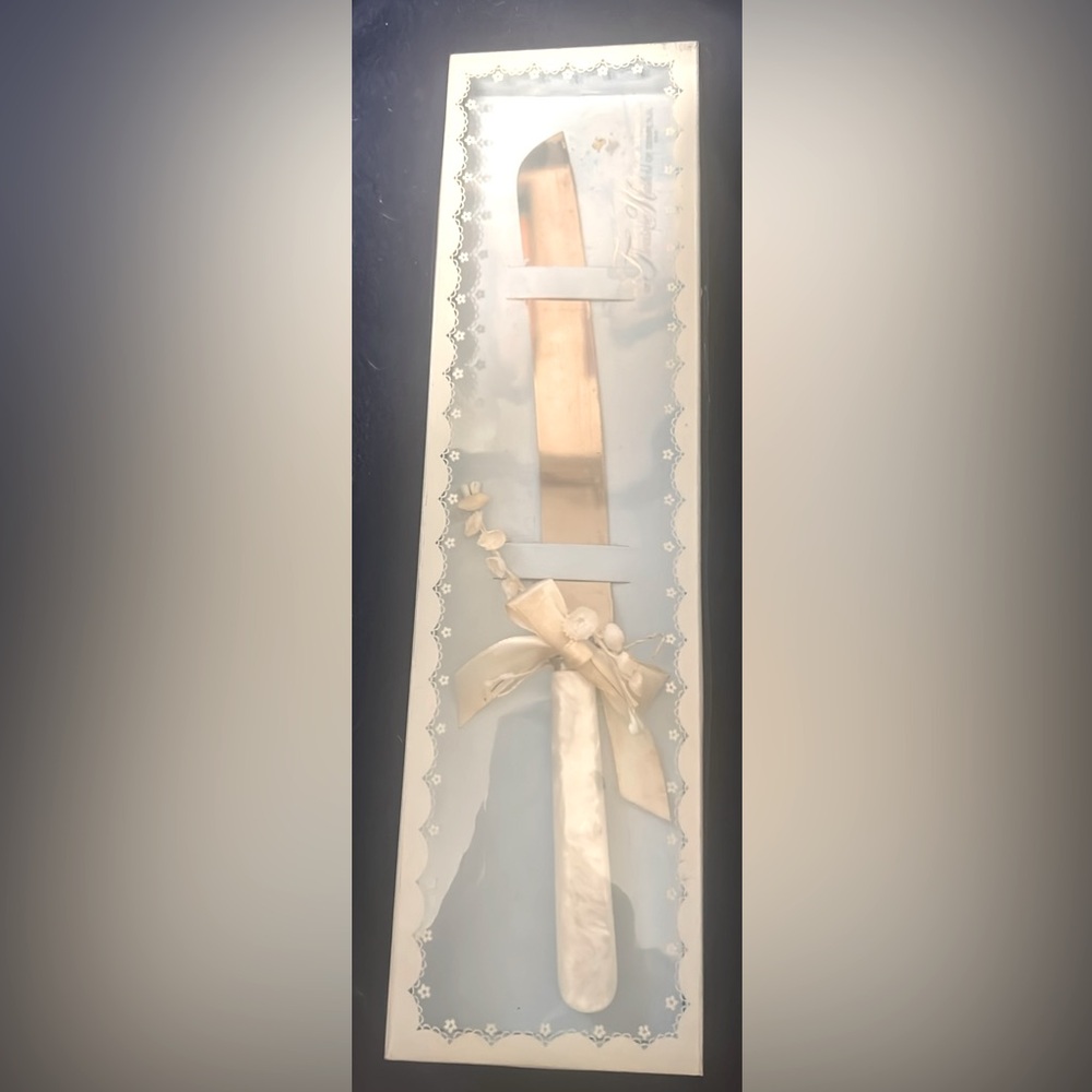PRICE REDUCED! Antique 1970’s Wedding Cake Knife by Treasure Masters One Owner!